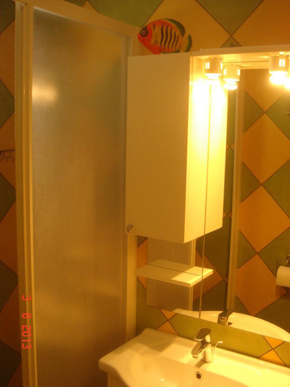 Apartments Renata Primosten Phòng bức ảnh